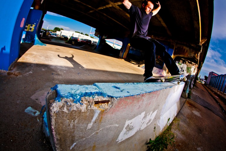 MattMintonSwitchFsFeebleColor_AndyWissman