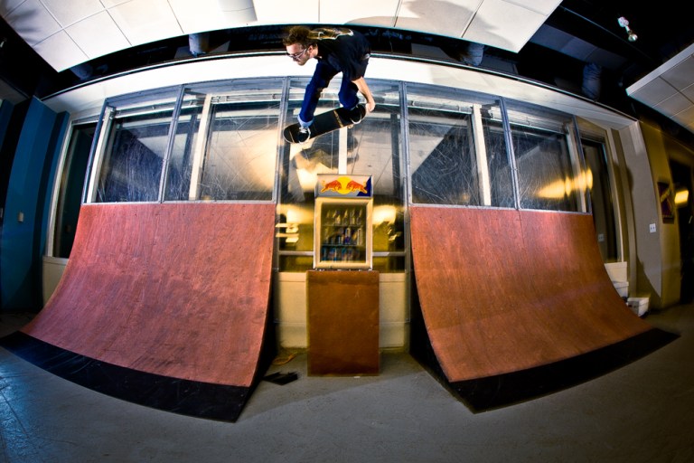 KalebYetterBsCarveRedbull_AndyWissman-9744