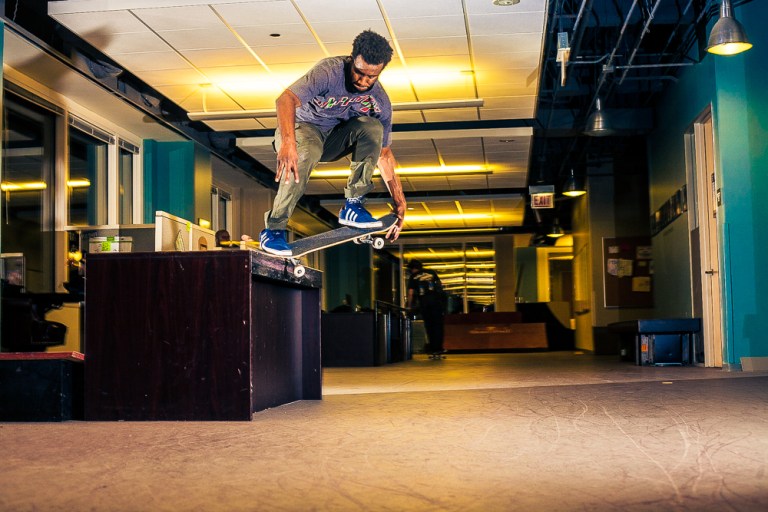 ReggieColvinCrookTailgrabREDBULL_AndyWissman-9865