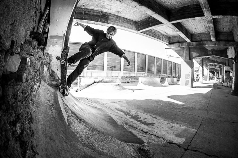 NicolaCampbellPIvotFakie_AndyWissman-9547