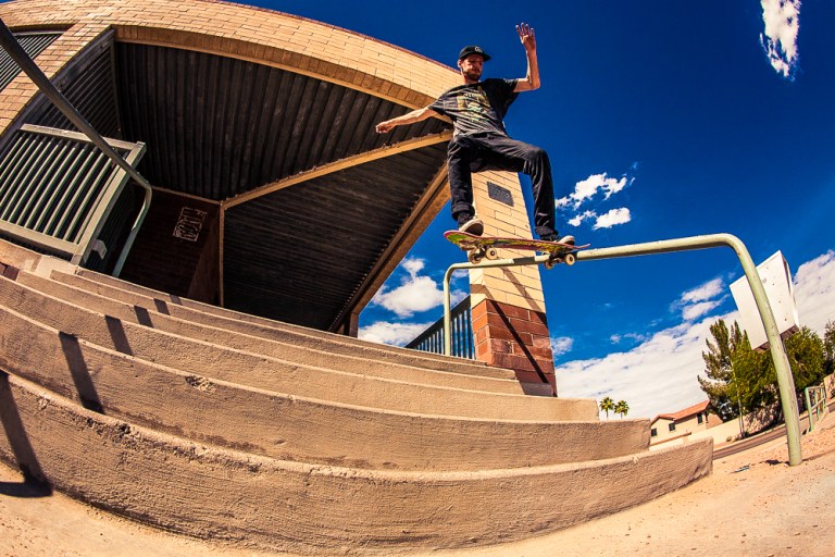 JoeHodgesNoseslideKnobbed6_AndyWissman-8556